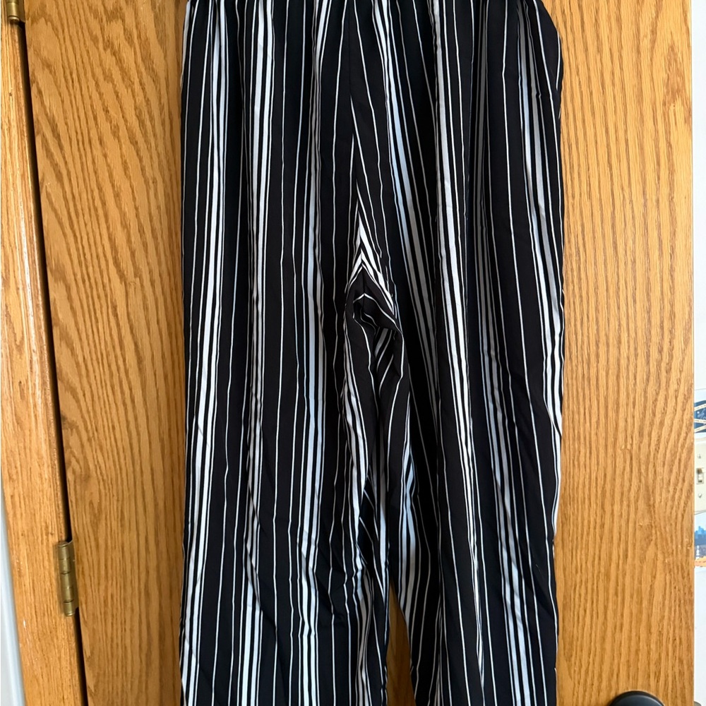 Plus size elastic waistband Black and White Striped Pants